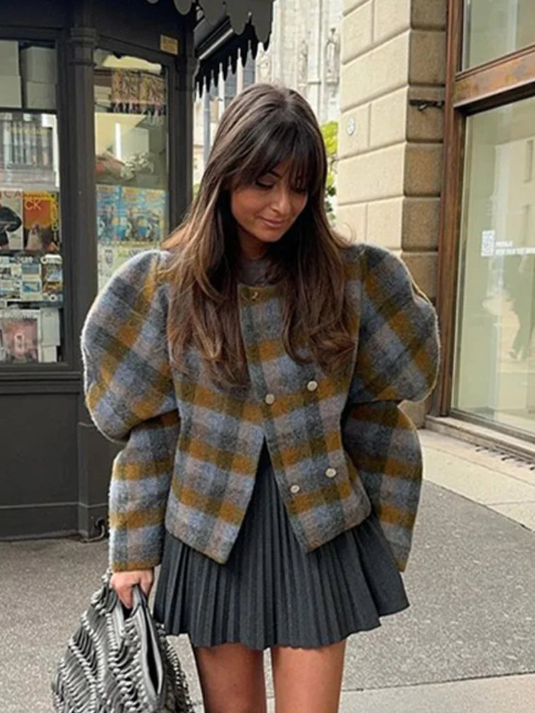 Chaqueta de trench de lana corta