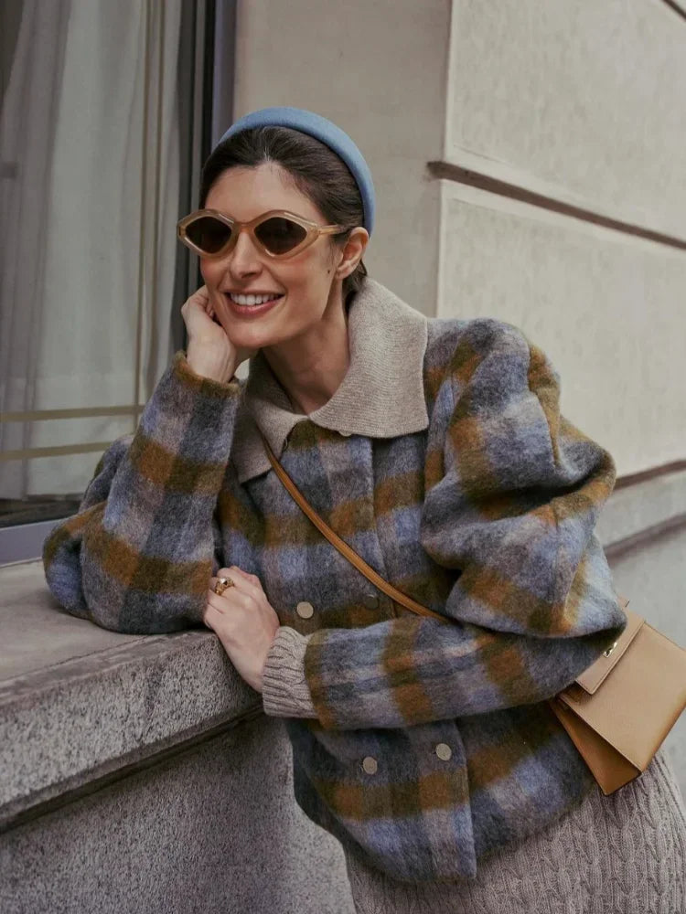 Chaqueta de trench de lana corta