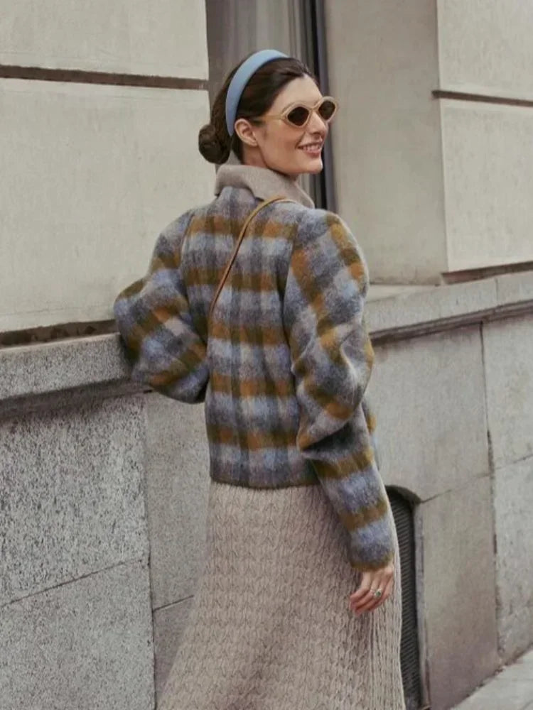 Chaqueta de trench de lana corta